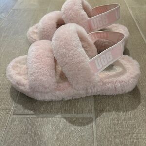 Ugg pink slippers